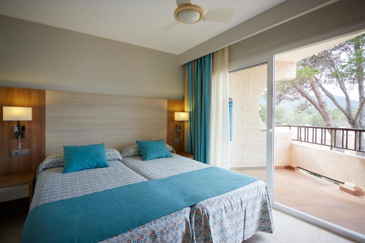 Invisa Hotel Club Cala Blanca Playa DPlaya Des Figueral Eksteriør billede