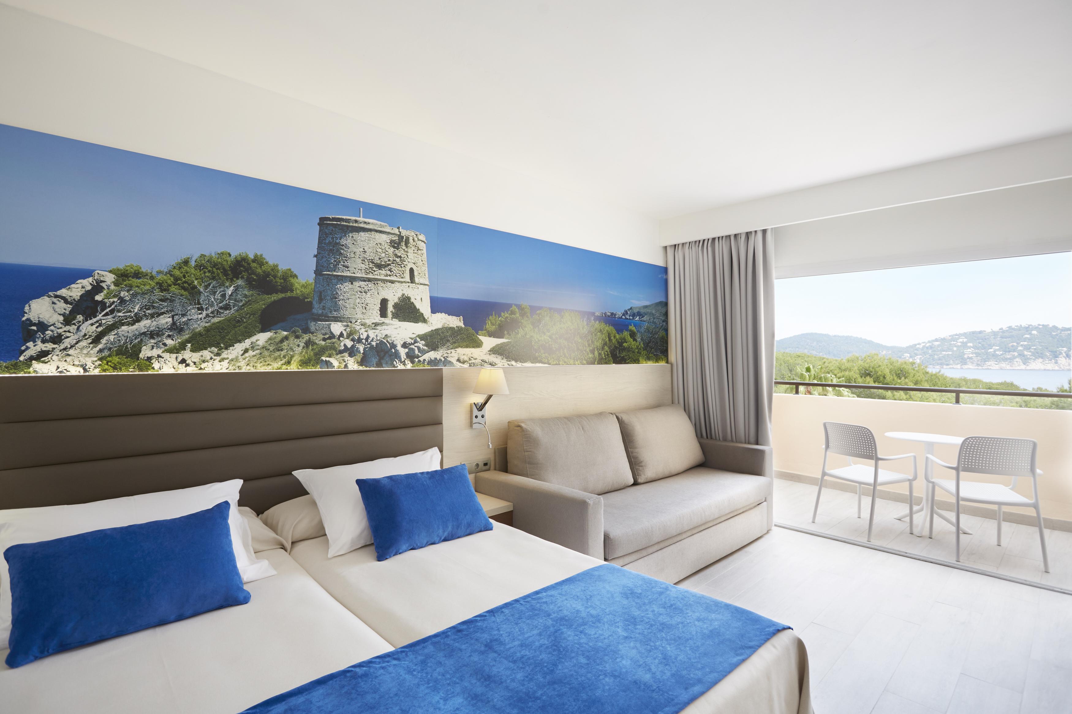 Invisa Hotel Club Cala Blanca Playa DPlaya Des Figueral Eksteriør billede