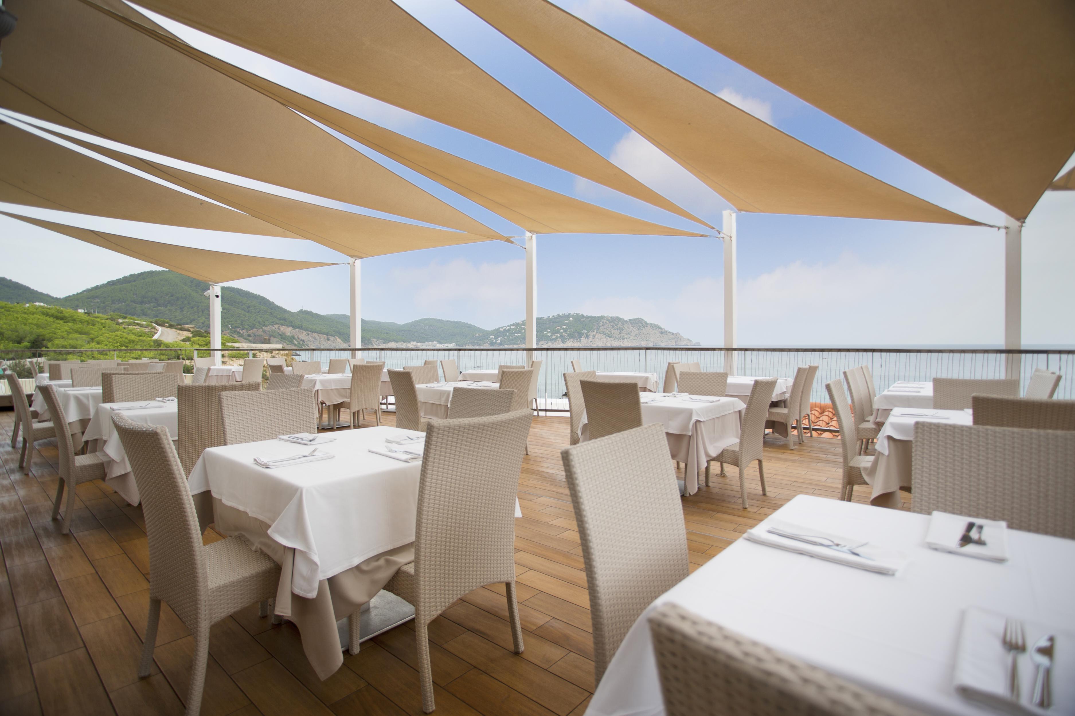 Invisa Hotel Club Cala Blanca Playa DPlaya Des Figueral Eksteriør billede