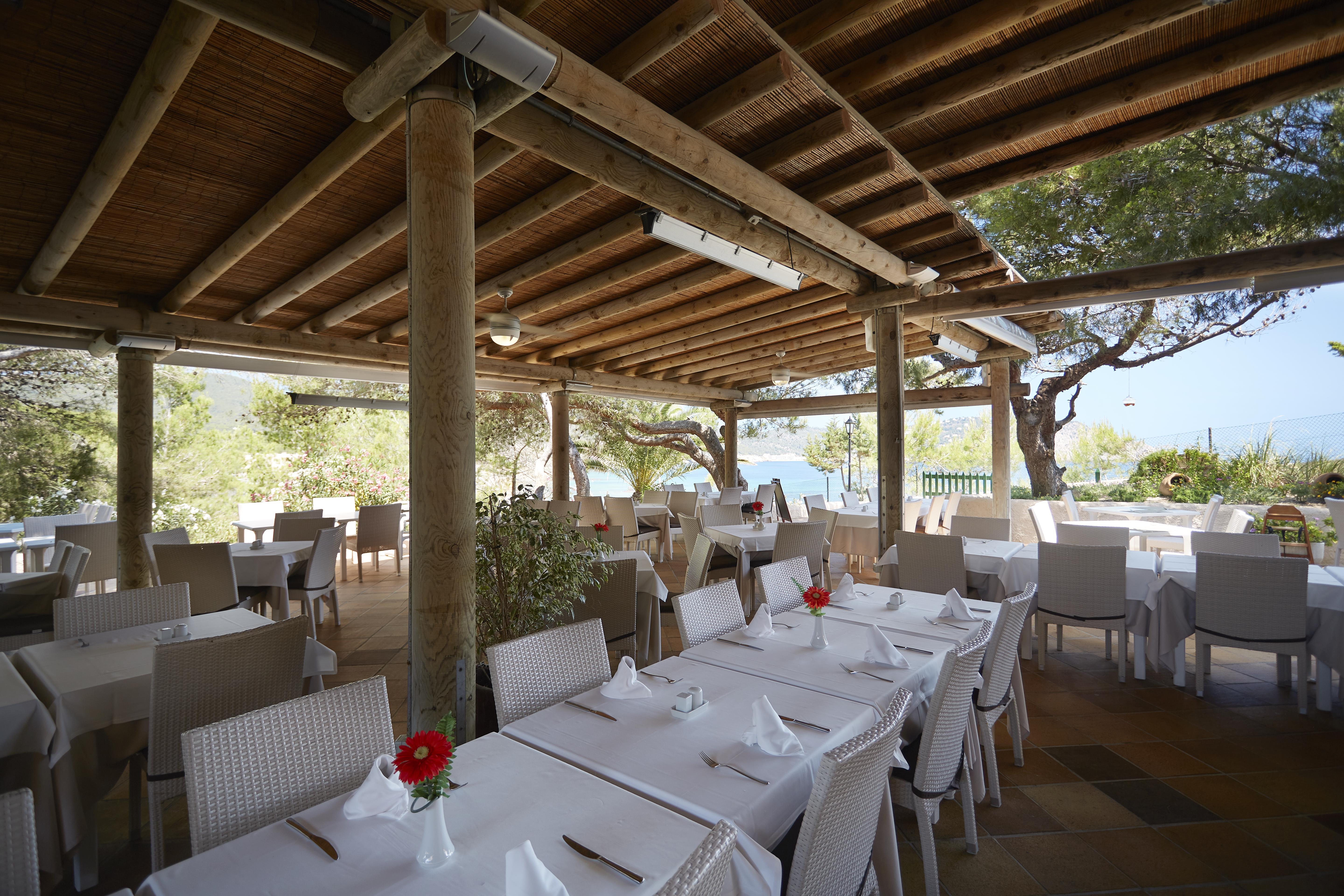 Invisa Hotel Club Cala Blanca Playa DPlaya Des Figueral Eksteriør billede