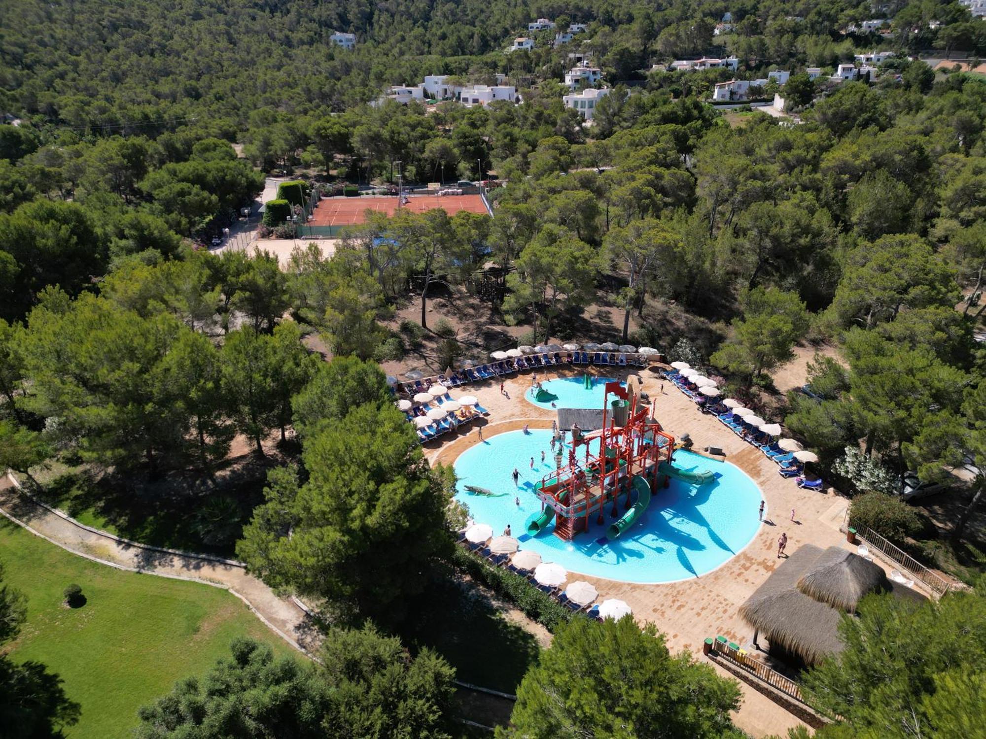 Invisa Hotel Club Cala Blanca Playa DPlaya Des Figueral Eksteriør billede