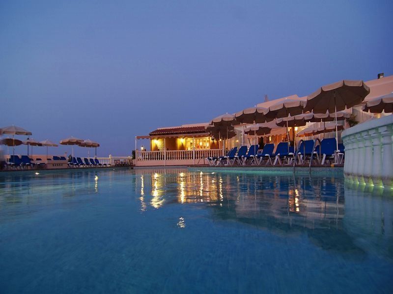 Invisa Hotel Club Cala Blanca Playa DPlaya Des Figueral Faciliteter billede