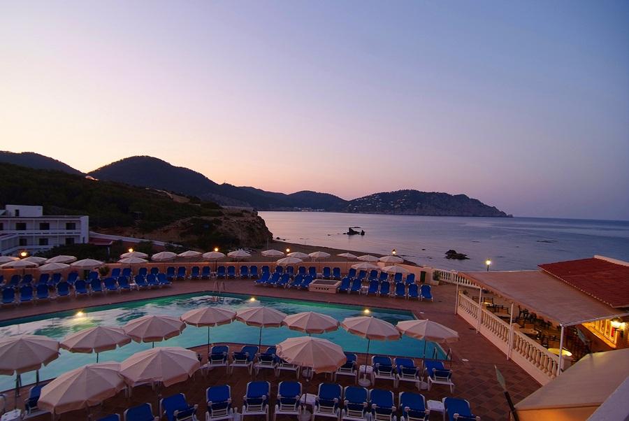 Invisa Hotel Club Cala Blanca Playa DPlaya Des Figueral Faciliteter billede